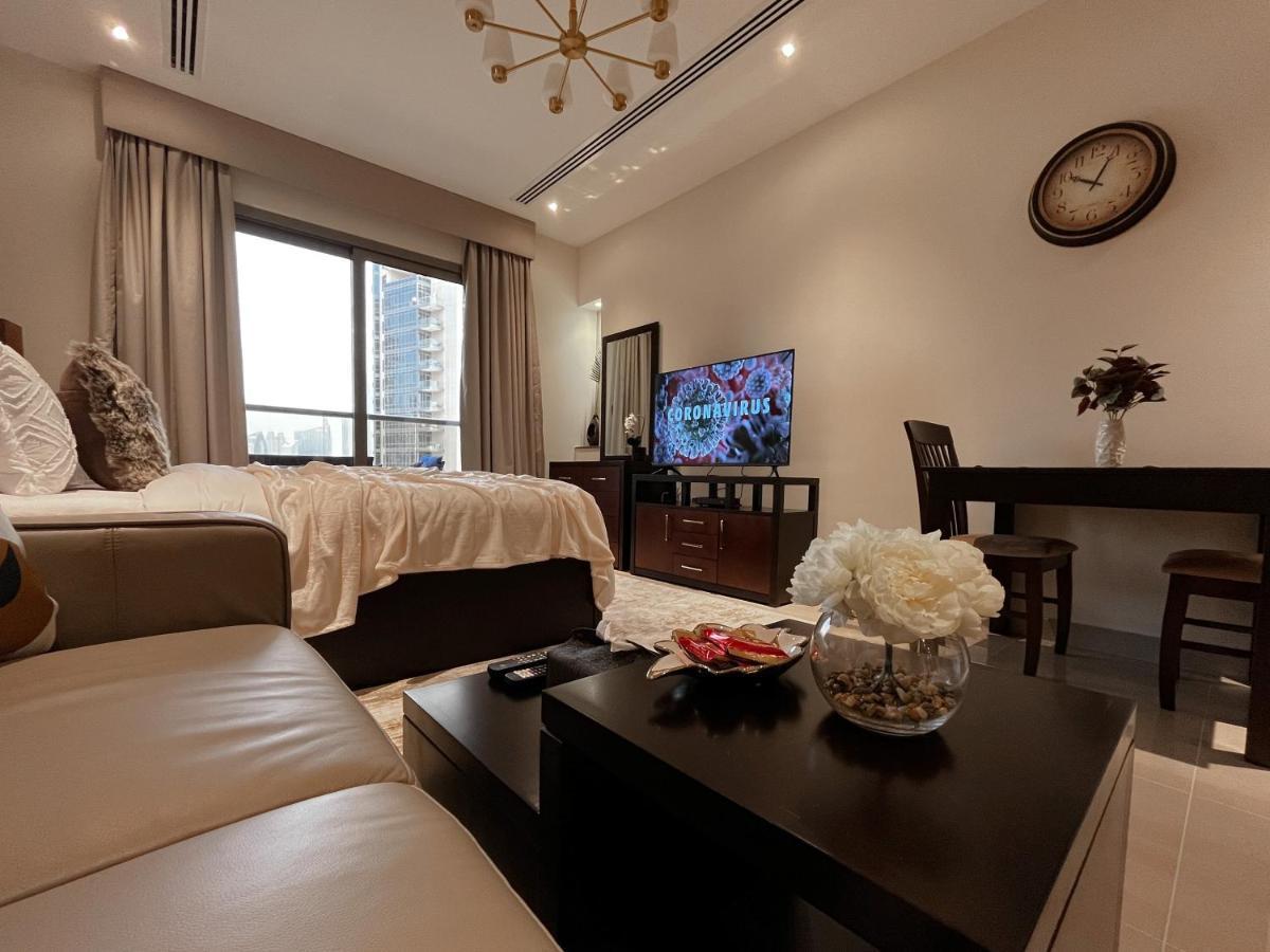 Trophy - Sky High Haven Suite Dubái Exterior foto
